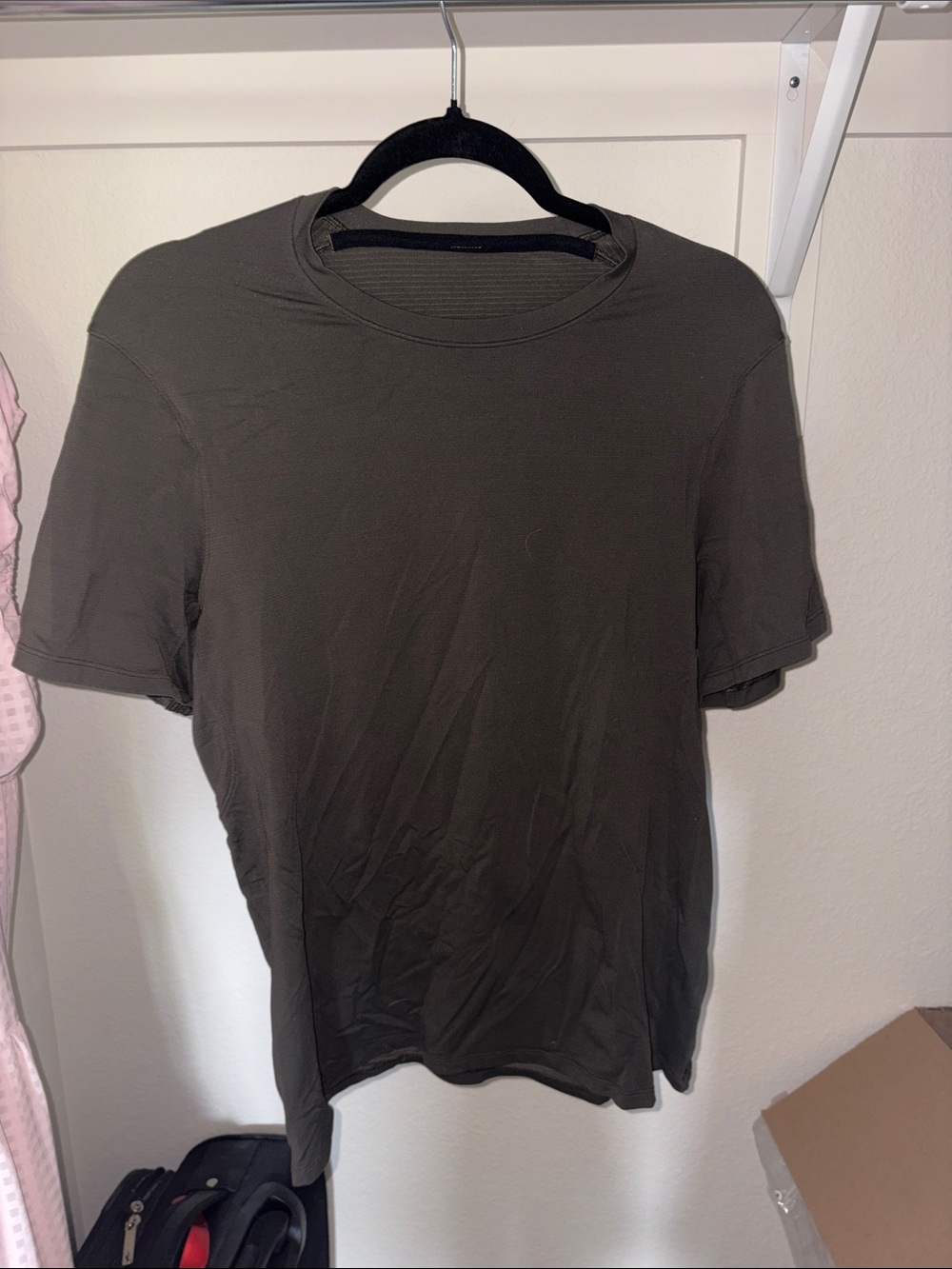 Lululemon Men's Short Sleeve Crew Tee in Dark Olive